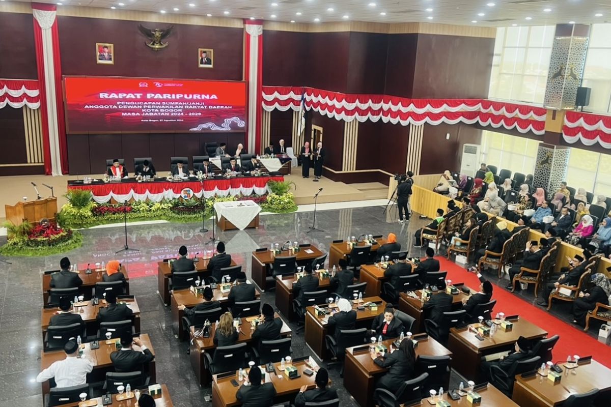 gaji anggota dewan, Fraksi Golkar, DPRD Kota Bogor, Badan Kehormatan DPRD, anggota dprd bolos, Anggota DPRD Bogor Berulang Kali Absen Paripurna, Gaji Tetap Mengalir, Fraksi Golkar Beri Klarifikasi