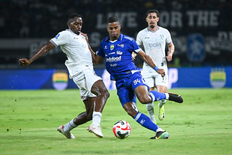 Bhayangkara FC, Persib, Borneo FC, Beckham Putra, Bojan Hodak, Jadwal Bhayangkara FC Vs Persib, Maung Lihat Celah The Guardian
