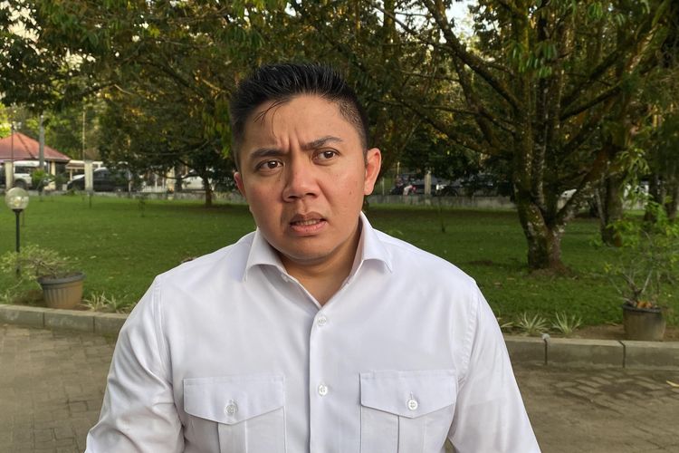Seskab Teddy, Magang Nasional, Semester Pertama 2026, Pemerintah Tambah 100.000 Kuota Program Magang Nasional, Mengapa program Magang Nasional kembali dibuka pada 2026?, Bagaimana program ini menekan angka pengangguran?, Apa peran Kementerian Ketenagakerjaan dalam program ini?, Apa saja hak dan fasilitas yang diterima peserta magang?