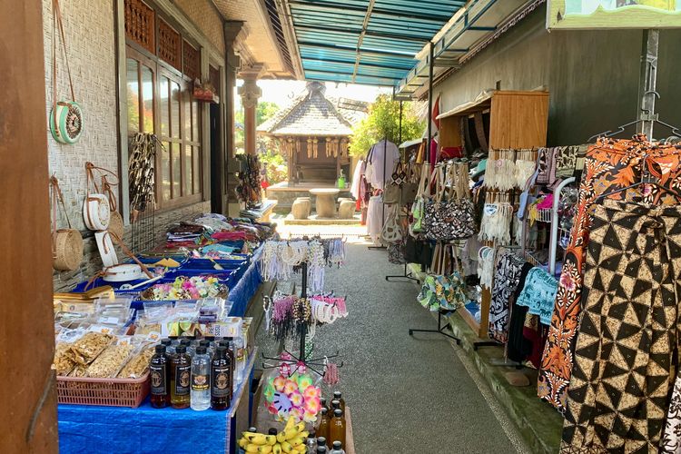 harga tiket masuk desa penglipuran bali, harga tiket masuk desa penglipuran bali 2025, jam buka desa penglipuran bali, sejarah desa penglipuran bali, lokasi desa penglipuran bali, Desa Penglipuran Bali: Lokasi, Jam Operasional, dan Harga Tiket Masuk 2025