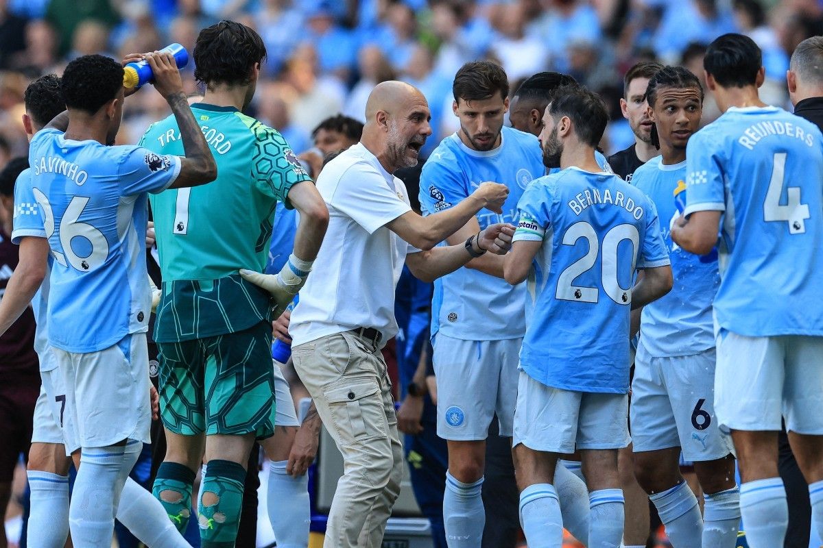 Manchester City, Liverpool, Emile Heskey, Liga Inggris, Pep Guardiola, Heskey Jagokan Man City Juara Liga Inggris meski  Guardiola Hengkang