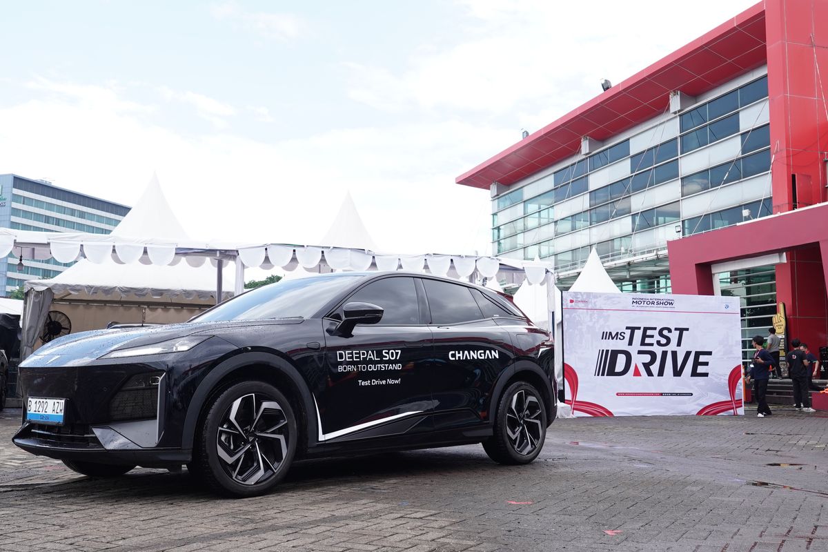 IIMS 2026, Changan Deepal S07, Changan Deepal S07 Diklaim Sudah Terjual 350.000 Unit secara Global