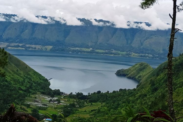UNESCO, Wisata Danau Toba, geopark toba, geopark kaldera toba unesco, geopark toba unesco, lake toba geopark, Kenapa Geopark Kaldera Toba Dapat Kartu Kuning UNESCO? Ini Penjelasan Kemenpar