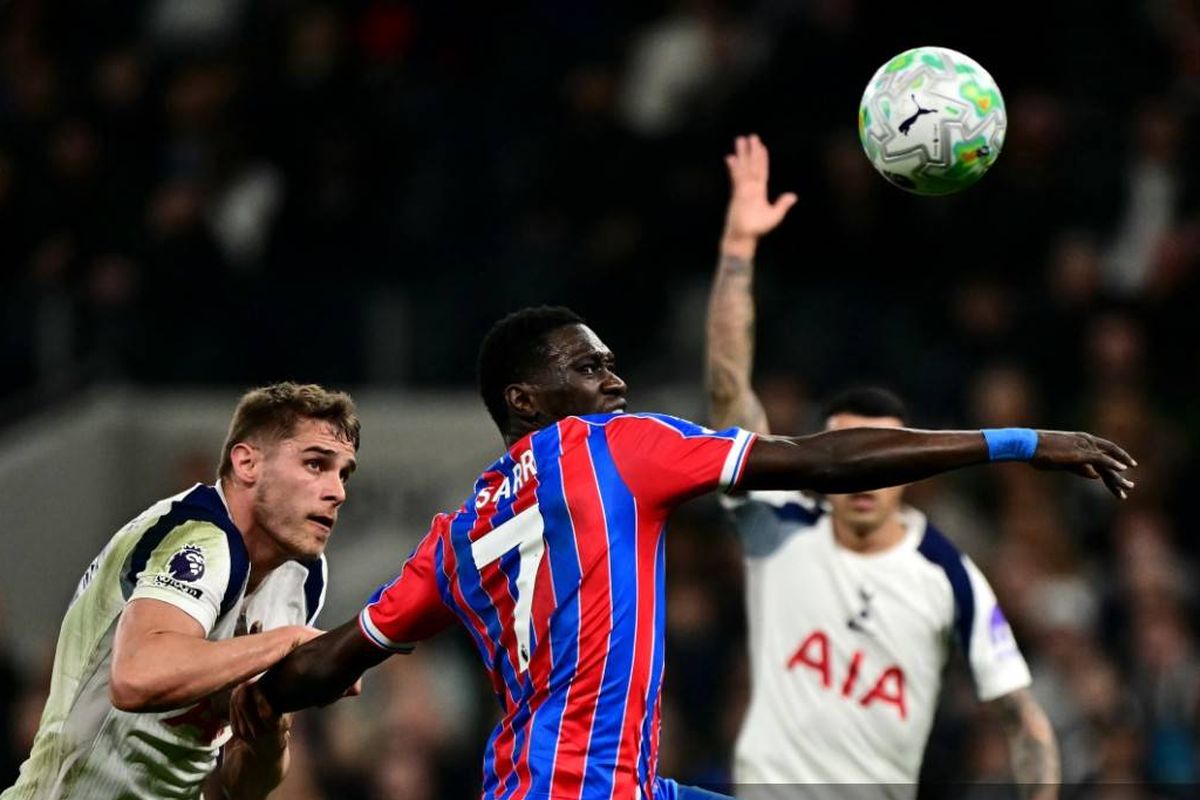 Tottenham, Crystal Palace, Tottenham vs Crystal Palace, Liga Inggris, Premier League, Hasil Liga Inggris: Tottenham 11 Laga Tanpa Menang, Ancaman Degradasi