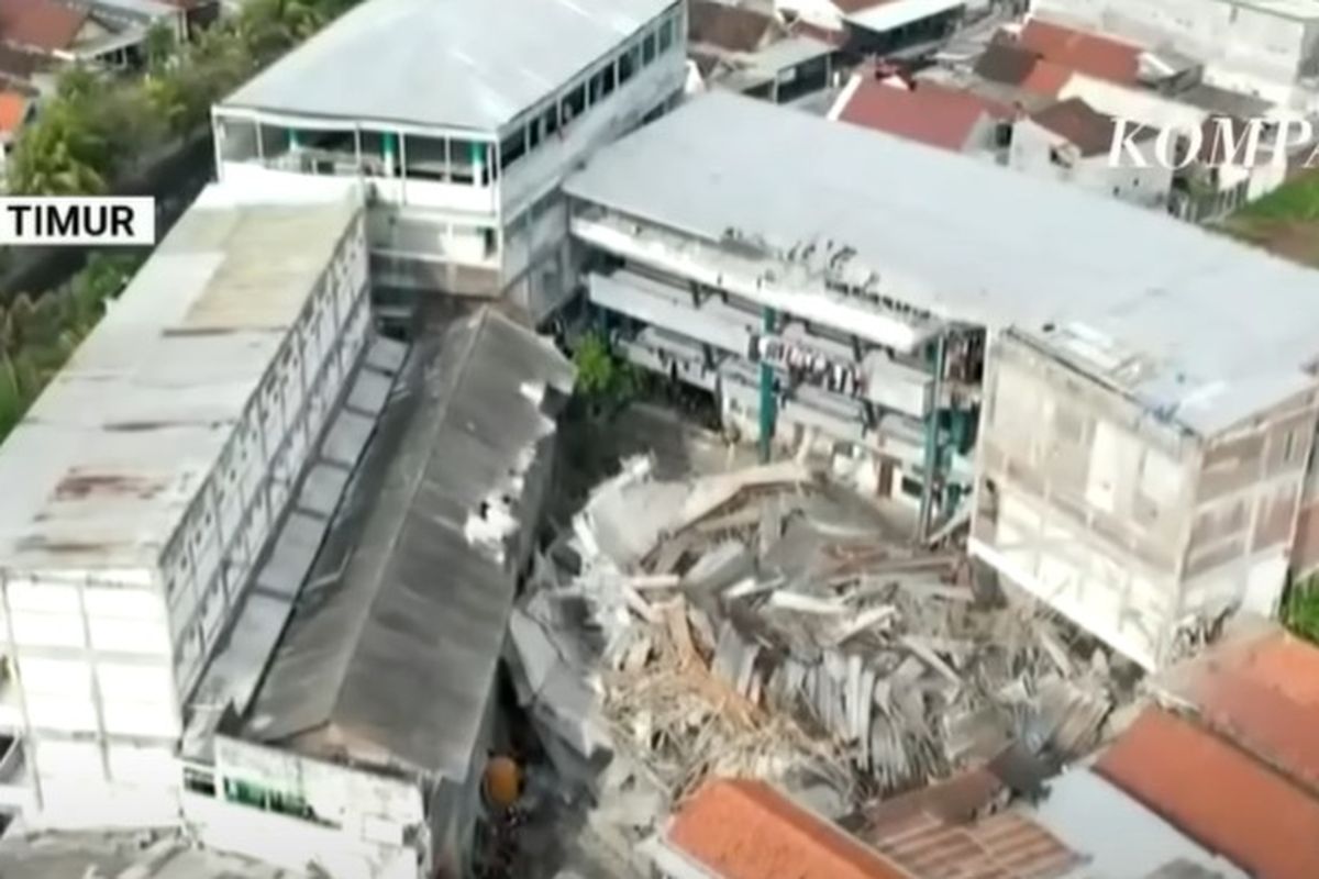 ketum pbnu gus yahya, ponpes al khoziny sidoarjo, ambruknya ponpes al khoziny, infrastruktur pesantren, Ponpes Al Khoziny Ambruk, PBNU: Puncak Gunung Es Masalah Infrastruktur Pesantren di Indonesia
