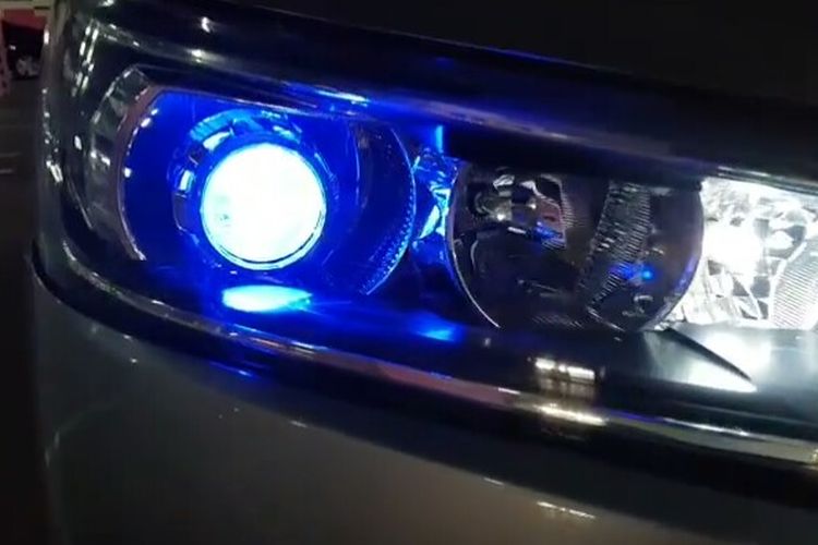 Peugeot, keselamatan, berkendara, lampu, pencahayaan, komunikasi, Kenali Fungsi Lampu Mobil, Jangan Sekadar Asal Pakai