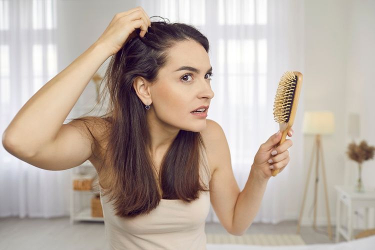warna rambut, uban, tanda penuaan, Rambut Beruban Ternyata Tidak Sekadar Karena Usia, Ini Temuan Ilmuwan