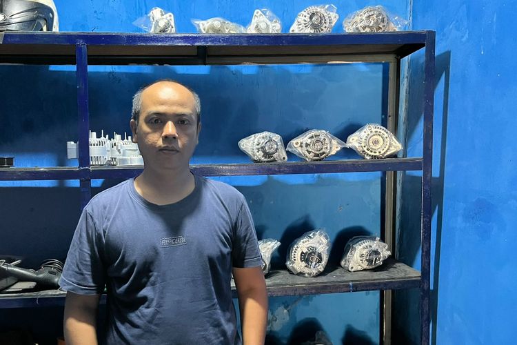 lampu indikator aki, kerusakan alternator, diagnosa kelistrikan, Ari Yanuar, Mengatasi Lampu Indikator Aki Menyala: Alternator atau Aki?