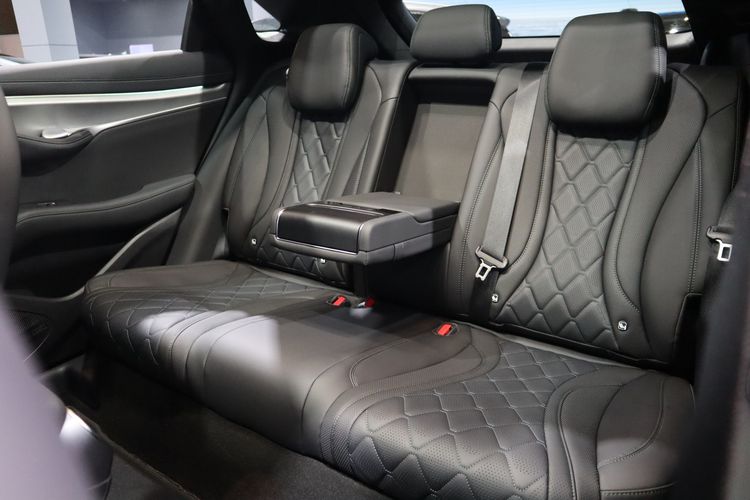 mobil listrik, BYD Indonesia, BYD Sealion 7, byd sealion 7 harga, Update Harga BYD Sealion 7: SUV Listrik Performa Tinggi, Desain Modern, Spesifikasi Teknis, Fitur Teknologi, Fitur keselamatan, Kesimpulan, Harga BYD Sealion 7 OTR Jakarta
