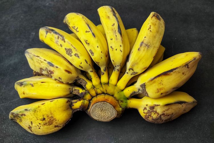 pisang goreng, pisang goreng kepok, renyah tahan lama, resep pisang goreng kepok, pisang goreng kepok krispi, cara membuat pisang goreng kepok, pisang goreng tanpa telur, Cara Bikin Pisang Goreng Kepok Krispi Tanpa Telur, Renyah Tahan Lama!