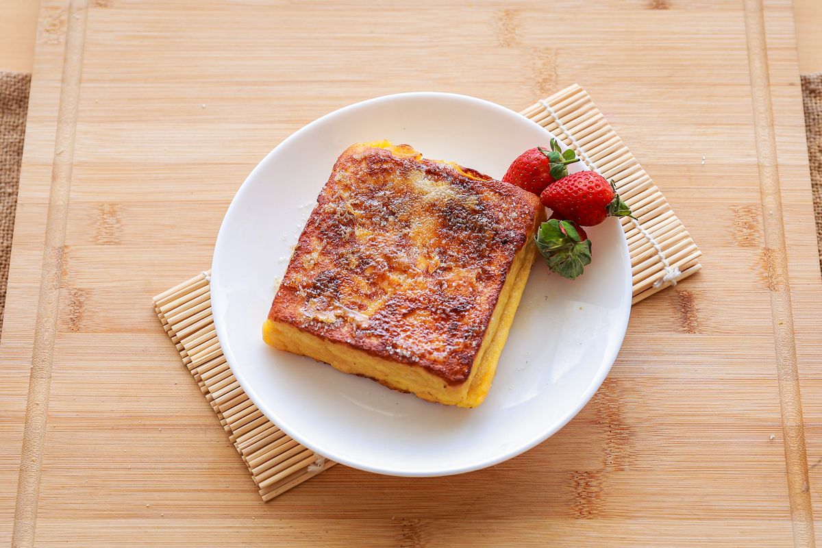 camilan manis, resep sarapan roti tawar, resep french toast viral, french toast fluffy, Resep French Toast Viral yang Super Fluffy dan Mengembang, Tambah 1 Bahan Ini