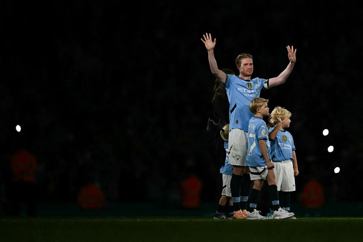 Manchester City, Crystal Palace, Premier League, Klasemen Liga Inggris, Hasil dan Klasemen Liga Inggris, De Bruyne Pamit, Man City di Jalur Liga Champions, Perpisahan Sang Raja Etihad, Dominasi City di Laga Emosional, Crystal Palace Jinakkan Wolverhampton, Hasil Premier League pada Rabu (21/5) dini hari WIB: