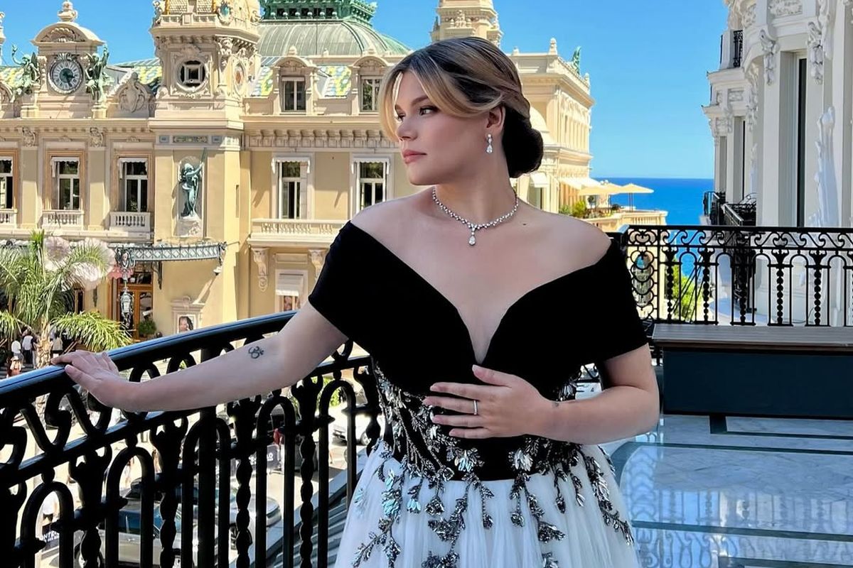 Grace Kelly, Siapa itu Grace Kelly, Grace Kelly adalah, Rear Window, camille gottlieb, gaun camille gotlieb, grace kelly adalah, siapa itu grace kelly, Cucu Grace Kelly Tiru Gaun Sang Nenek di Monako, Elegan dan Klasik