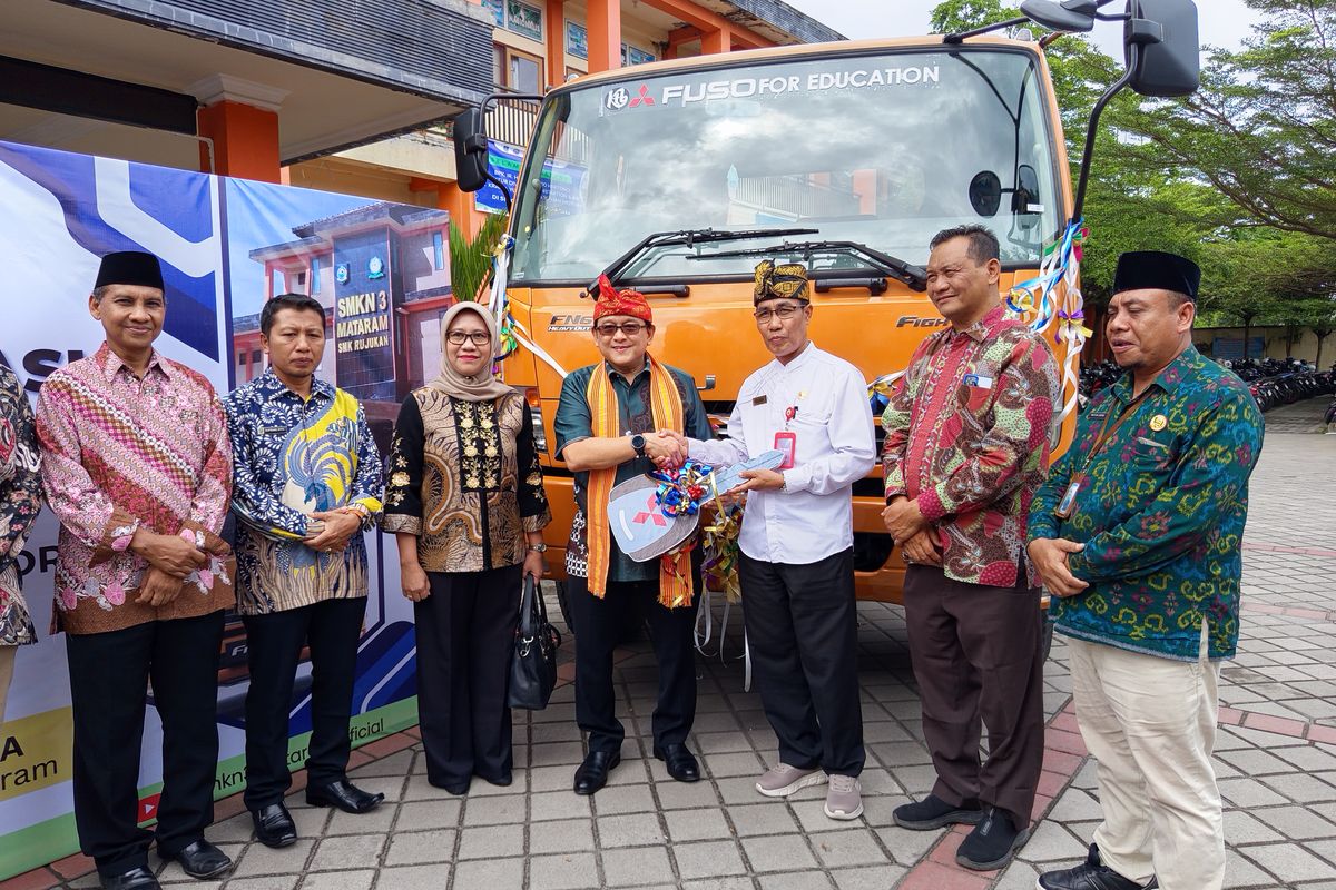 pendidikan, Strategi KTB Siapkan Mekanik Truk Masa Depan