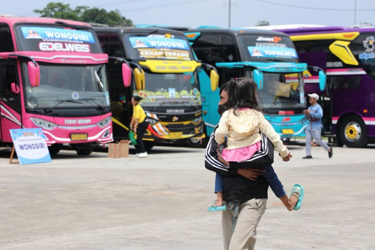 mudik, Mudik gratis, Bus tidak layak jalan, Mudik gratis kementerian perhubungan, Mudik Gratis Kementerian Perhubungan Pakai Bus Tidak Sesuai Standar