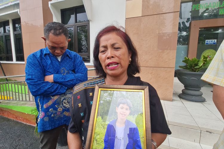 penganiayaan pelajar, Sertu Riza Pahlivi, tni aniaya pelajar deli serdang, TNI aniaya pelajar Medan, pengadilan militer 1-02 medan, Prajurit TNI Divonis 10 Bulan Penjara di Kasus Kematian Pelajar SMP: Hakim Nilai Kelalaian, Bukan Kekerasan