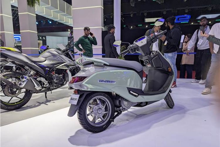 Diler Suzuki, motor listrik suzuki, Suzuki e-Access, e-Access, Indo Sunmotor Gemilang, Menanti Kehadiran Motor Listrik Suzuki e-Access di Indonesia