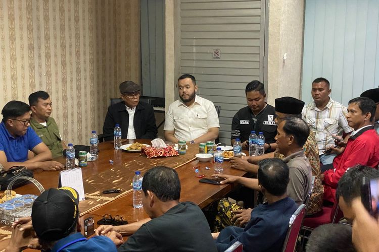 Gereja Kristen Setia Indonesia, Wali Kota Padang, wali kota Padang, wrapup, perusakan rumah doa padang, perusakan rumah doa umat kristen padang, gereja kristen setia indonesia, gksi padang, Warga Rusak Rumah Doa GKSI Padang, Wali Kota: Kesalahpahaman, tapi Proses Pidana Tetap Jalan