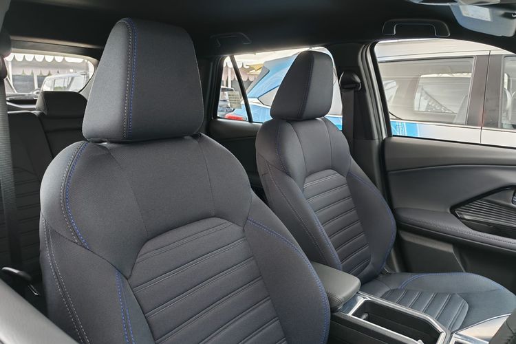 Yaris Cross Hybrid, Toyota Yaris Cross G Hybrid EV: Lebih Murah, Masih Nyaman