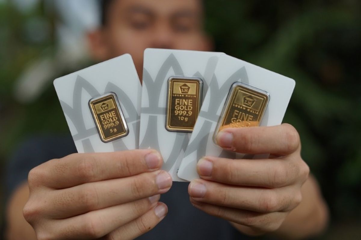 harga emas Antam naik, Harga Emas Antam Hari Ini 14 Januari 2026 Naik Lagi: Menguat Rp 13.000 per Gram