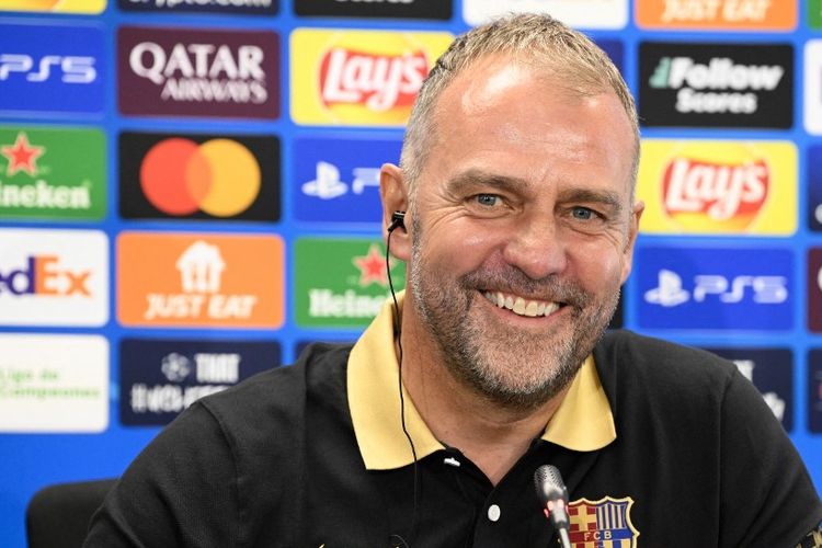 Barcelona, Liga Spanyol, Hansi Flick, Alvaro Cortes, LaLiga, Satu Nama Ini Buat Hansi Flick Bangga Saat Barca Kalah dari Alaves