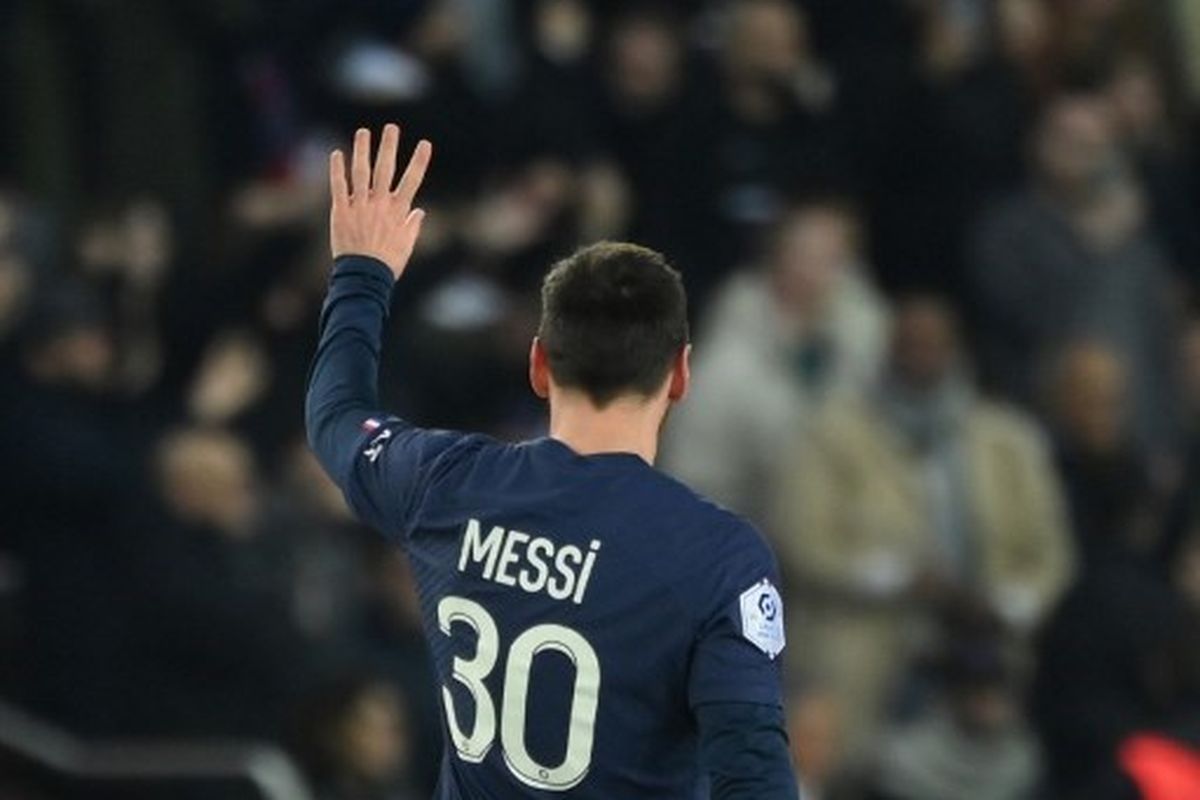 Joan Laporta, Lionel Messi, Barcelona, Xavi Hernandez, LaLiga, Mateu Alemany, Bantah Sabotase Kepulangan Messi, Laporta Sebut Komentar Xavi Penuh Dendam