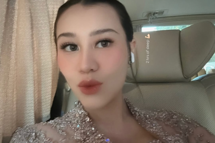 Al Ghazali, Alyssa Daguise, al ghazali menikah, pernikahan al ghazali, pernikahan al ghazali dan alyssa daguise, aaliyah massaid melahirkan, Aaliyah Massaid dan Thariq Halilintar, aaliyah massaid hadiri nikahan al ghazali, Hadir di Pernikahan Al Ghazali dan Alyssa Daguise, Aaliyah Massaid Berkebaya