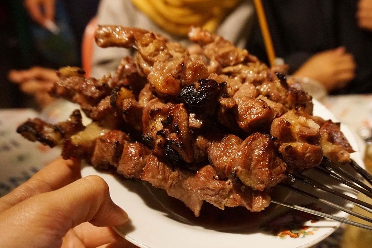 daging kurban, Idul Adha, sate kambing, bumbu sate kambing, Daging kambing, Cara membuat sate kambing, daging kambing, Sate kambing, idul adha, Sate Kambing, cara membuat sate kambing, olesan sate kambing, Racikan Bumbu Sate Kambing, Cuma 4 Bahan untuk Olesan Daging Kurban, Bahan sate kambing, Bahan olesan sate, Saus sate kambing, Cara membuat sate kambing