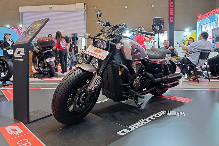 produksi kendaraan, QJMotor, pabrik Cikarang, investasi 10 juta dolar, QJMotor Investasi Rp 165 Miliar untuk Produksi Motor di Cikarang