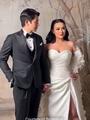 Kenny Austin, Amanda Manopo, Hian Tjen, Amanda manopo dan kenny austin, pernikahan Amanda Manopo dan Kenny Austin, style pernikahan amanda manopo, resepsi amanda manopo, 7 Style Resepsi Amanda Manopo dan Kenny Austin, Serasi dan Menawan, 1. Gaun pengantin klasik rancangan Hian Tjen, 2. Cape bunga tiga dimensi, 3. Bouquet bunga merah marun yang kontras, 4. Rambut bergelombang lembut saat resepsi, 5. Makeup flawless oleh Bennu Sorumba, 6. Perhiasan minimalis bernuansa timeless, 7. Kenny Austin dalam tuxedo hitam klasik