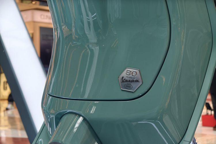 Vespa, Vespa 80th Anniversary, Vespa Primavera 80th Anniversary, Vespa Sprint 80th Anniversary, Vespa GTS 250 80th Anniversary, Vespa Rilis Tiga Model 80th Anniversary, Harga Mulai Rp 63 Jutaan