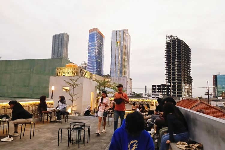 Jawa Barat, destinasi wisata keluarga, Ide 5 Destinasi Wisata Keluarga Saat Libur Sekolah 2026, Wajib Catat, 1. Bogor, cocok untuk aktivitas outdoor   , 2. Bandung, cocok untuk staycation dan wisata kuliner, 3. Yogyakarta, destinasi wisata seni dan budaya, 4. Surabaya, wisata sejarah sampai kuliner, 5. Batu, Malang, kombinasi wisata lengkap