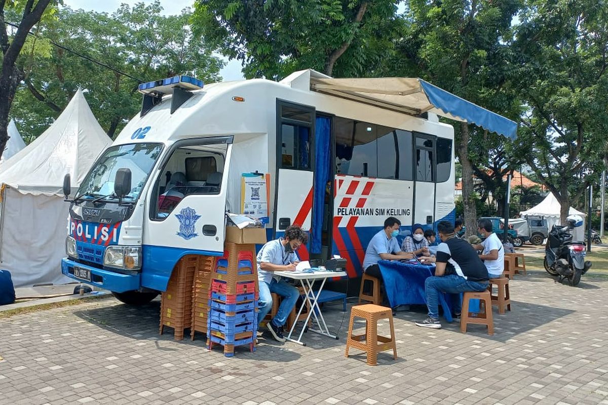 Surat Izin Mengemudi, SIM Keliling, SIM keliling, perpanjang SIM, alur perpanjangan sim, Jangan Salah, Begini Alur dan Syarat Perpanjangan SIM di Layanan Keliling