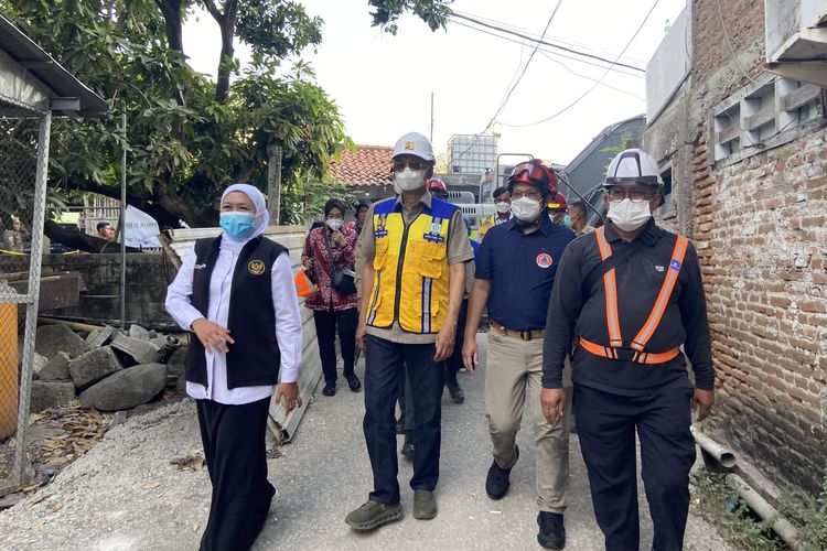 Pondok Pesantren, Ponpes Al Khoziny, ponpes al khoziny ambruk, tragedi ponpes al khoziny, korban tewas tragedi Ponpes Al Khoziny, Tragedi Ponpes Al Khoziny: 67 Korban Tewas, Evaluasi Besar-besaran Segera Dilakukan, Total korban tewas yang ditemukan, Kegagalan konstruksi jadi penyebab tragedi Ponpes Al Khoziny, Pemerintah akan evaluasi besar-besaran, Ponpes Al Khoziny yang berusia 125 tahun