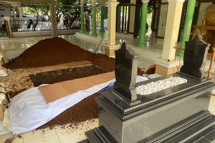 mantan Menteri Agama, Suryadharma Ali, TMP Kalibata, Setneg, Ketum PPP, setneg, mantan menteri agama, Terima Bintang Mahaputera, Eks Menag Suryadharma Ali Berhak Dimakamkan di TMP Kalibata
