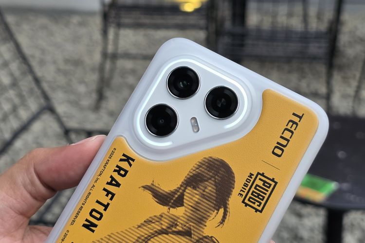 Tecno Pova 7 Ultra, game, Game, kamera 108 mp, fitur AI, bypass charging, Tecno AI, Tecno Pova 7 ultra, Unboxing Tecno Pova 7 Ultra, harga Tecno Pova 7 Ultra, dimensity 8350 ultimate, Unboxing Tecno Pova 7 Ultra 5G, Harga Rp 5 Juta Dapat Powerbank Wireless dan Charger 70 Watt, Desain futuristik + Status Light, Layar 144 Hz yang mulus dan terang, Pakai chip MediaTek Dimensity 8350, Antarmuka HiOS 15 dan fitur AI