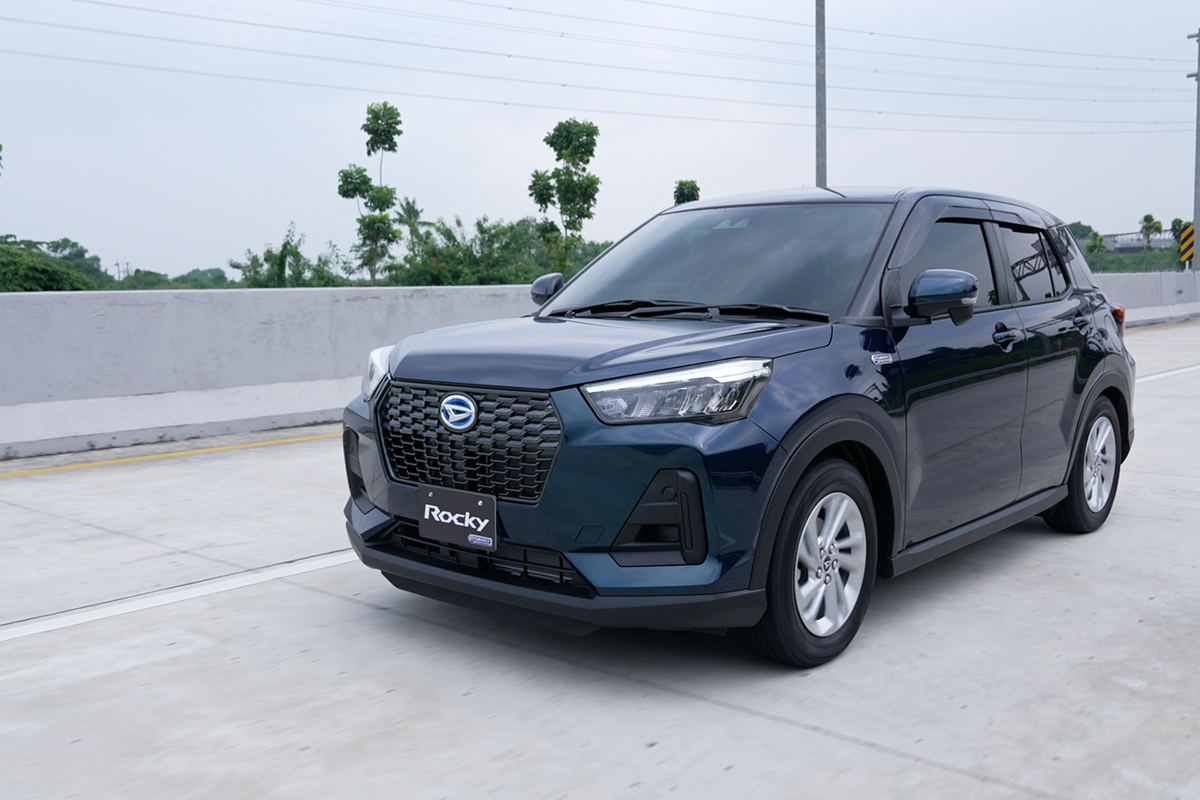 komponen, jepang, Daihatsu Rocky, Rocky Hybrid, Rocky e-Smart Hybrid, Japan Mobility Show 2025, Siap Dikirim dari Jepang, Rocky Hybrid Tetap Adaptasi Rasa Indonesia