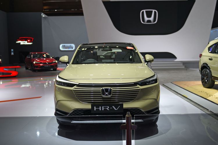 Honda, HR-V, pengendara wanita, pajak kendaraan, Honda HR-V, Cerita Dini Pemilik Honda HR-V Keluaran 2023