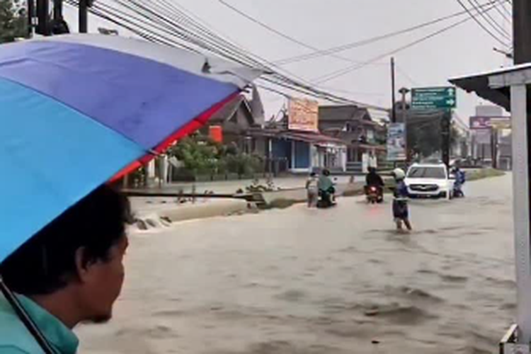 banjir Kendal, banjir kendal hari ini, Info lalu lintas kendal banjir, Sempat Tergenang, Banjir di Kendal Sudah Berangsur Surut