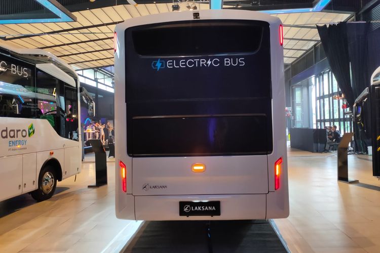 Bodi Nucleus 6, Laksana, bus listrik, Stefan Arman, Bus listrik, laksana, Menghadapi Tantangan: Bodi Nucleus 6 dari Laksana