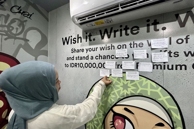 Jakarta Premium Outlets, 6 Promo dan Aktivitas Ramadhan di Jakarta Premium Outlets Jelang Lebaran, 1. A Celebration of Art by Kenji Chai, 2. Program penukaran Green Packet Eksklusif, 3. Program “Wish It. Write It. Win It.”, 4. Beragam Festive Activities, 5. Festive Treats dari berbagai tenant, 6. Festive Rewards dengan hadiah menarik