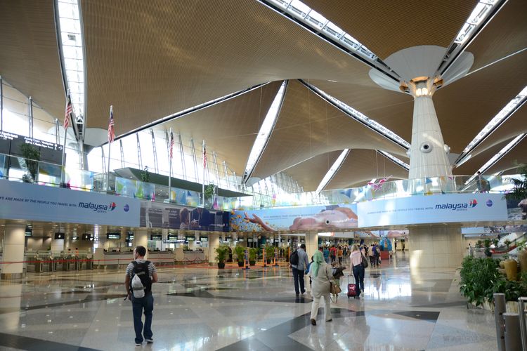 AirAsia, AirAsia X, Pesawat AirAsia X Delay Nyaris 50 Jam, Penerbangan Dijadwalkan Ulang