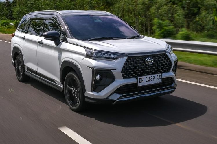 hybrid, Veloz Hybrid, Januari 2026, Adu Harga Mobil Hybrid Awal 2026, Mana yang Paling Menarik?