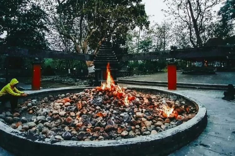 api abadi di Indonesia, 4 Lokasi Api Abadi di Indonesia yang Tak Pernah Padam