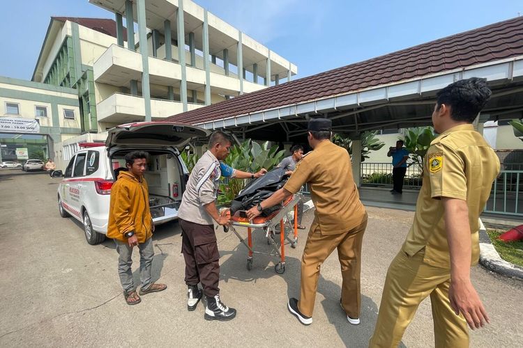 Wali Kota Bogor, TPA Galuga, Bupati Bogor, PNS tewas, tpa galuga longsor, Longsor Gunung Sampah TPA Galuga, PNS DLH Kota Bogor Tewas Tertimbun