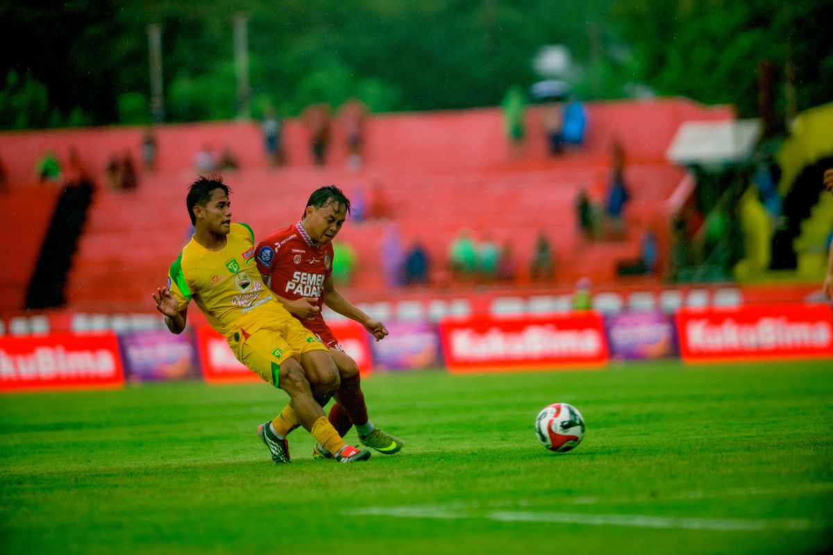 Super League, Semen Padang, Persebaya Surabaya, Persebaya, Francisco Rivera, Bruno Moreira, Bruno Paraiba, Semen Padang vs Persebaya, Hasil Semen Padang Vs Persebaya 0-7: Pesta Gol Bajul Ijo, Bruno Paraiba Cetak Tiga Gol