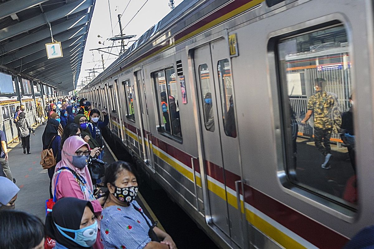 jadwal KRL, Stasiun Manggarai, Stasiun Bekasi, jadwal KRL hari ini, jadwal krl bekasi-manggarai, jadwal krl bekasi-manggarai april 2025, Jadwal KRL Bekasi–Manggarai April 2025, Lengkap dari Subuh hingga Malam