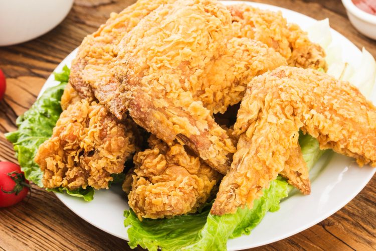 ayam goreng tepung renyah, Resep Ayam Goreng, trik bikin ayam goreng tepung, Ayam Goreng Tepung Renyah Tahan Lama, Kuncinya di 2 Adonan Ini, Kunci Utama Ayam Goreng Tepung Renyah, Bahan Ayam Goreng Tepung, Trik Menyiapkan Ayam agar Tidak Amis, Cara Membuat Adonan Basah yang Tepat, Cara Membuat Adonan Kering, Teknik Menggoreng agar Ayam Tetap Renyah