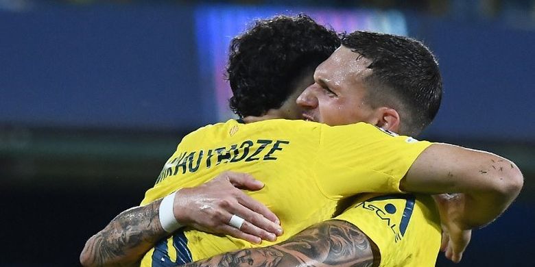 Real Madrid, Villarreal, Xabi Alonso, Liga Spanyol, Link Live Streaming, Real Madrid Vs Villarreal, LaLiga, Liga Spanyol 2025-2026, Marcelino Garcia Toral, Link Live Streaming Real Madrid vs Villarreal, Link Live Streaming Real Madrid Vs Villarreal di Liga Spanyol 2025-2026, Real Madrid Ingin Teruskan Kemenangan, Villarreal Tampil Percaya Diri, Prediksi Susunan Pemain, Prediksi Skor, Link Live Streaming Real Madrid vs Villarreal