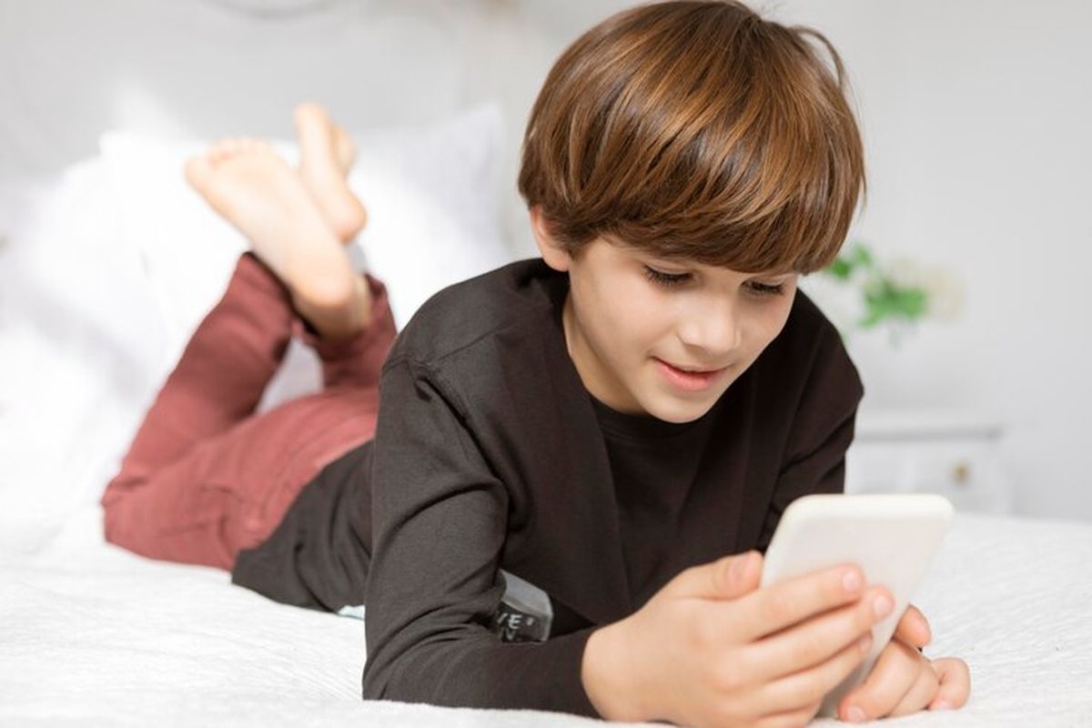 video pendek, video pendek medsos, dampak konsumsi video pendek pada anak, konsumsi video pendek anak, jangan biasakan anak nonton video pendek, risiko nonton video pendek, Jangan Biasakan Anak Nonton Video Pendek, Psikolog Jelaskan Risikonya